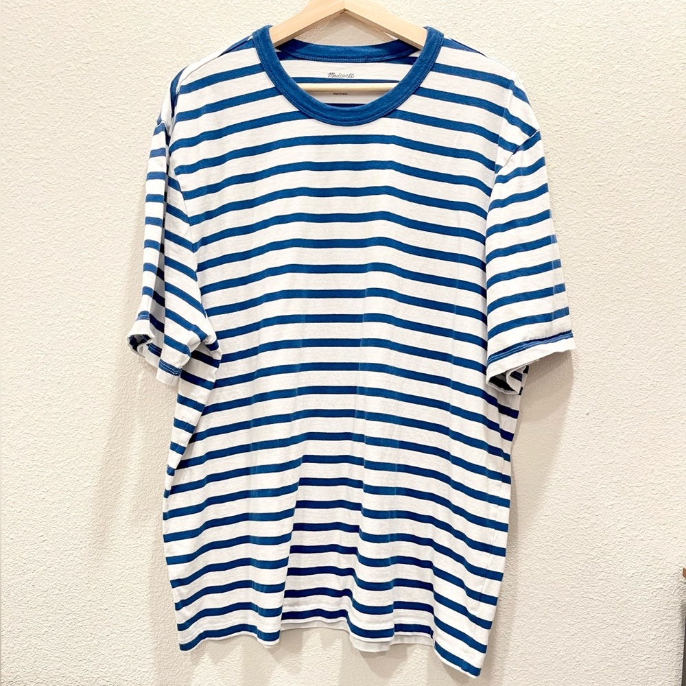Pre-loved! Men’s MADEWELL Blue and White Stripes All Day Tee!